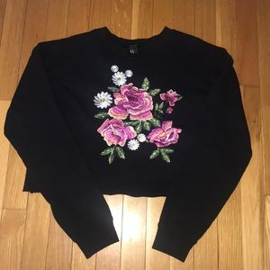 Embroidered floral long sleeve crop top
